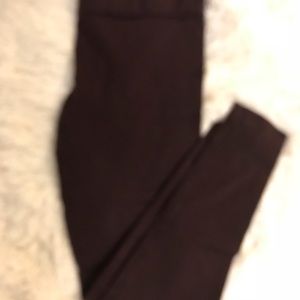High waisted burgundy legging